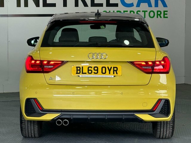 Audi A1 2.0 Tfsi 40 S Line Competition Sportback Petro Yellow #6
