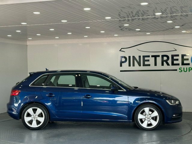Audi A3 1.6 Tdi Sport Sportback Euro 5 Blue #4