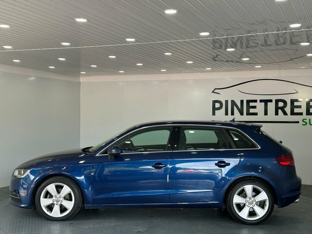 Audi A3 1.6 Tdi Sport Sportback Euro 5 Blue #3