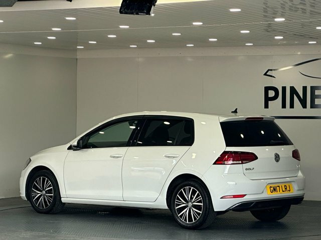 Volkswagen Golf 1.4 Tsi Bluemotion Tech Se Nav Hatchback Petro GM17LRJ White #5