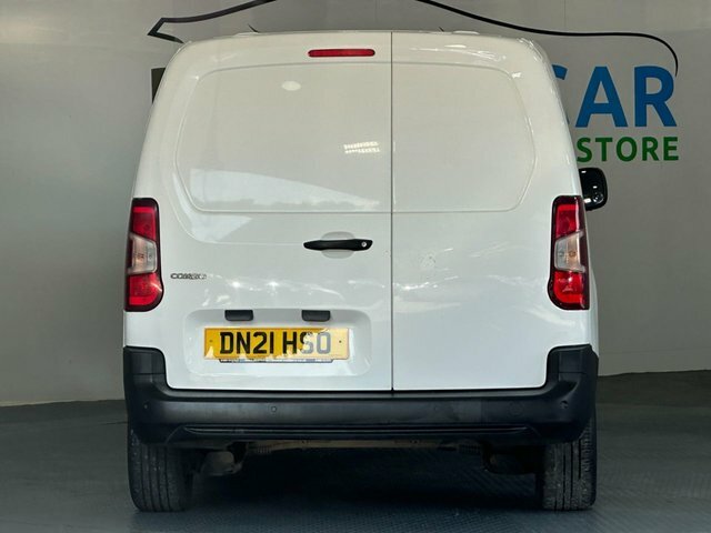 Vauxhall Combo 1.5 Turbo D 2300 Dynamic Panel Van Manu DN21HSO White #6