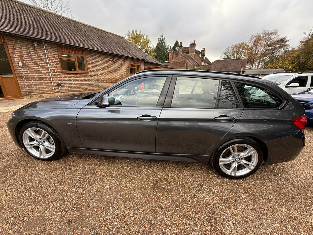BMW 3 Series 3L M Sport YC67XPV Grey #4