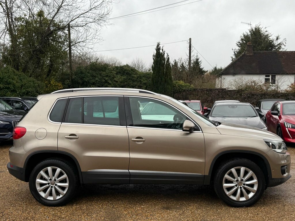 Volkswagen Tiguan 2L Match Beige #5