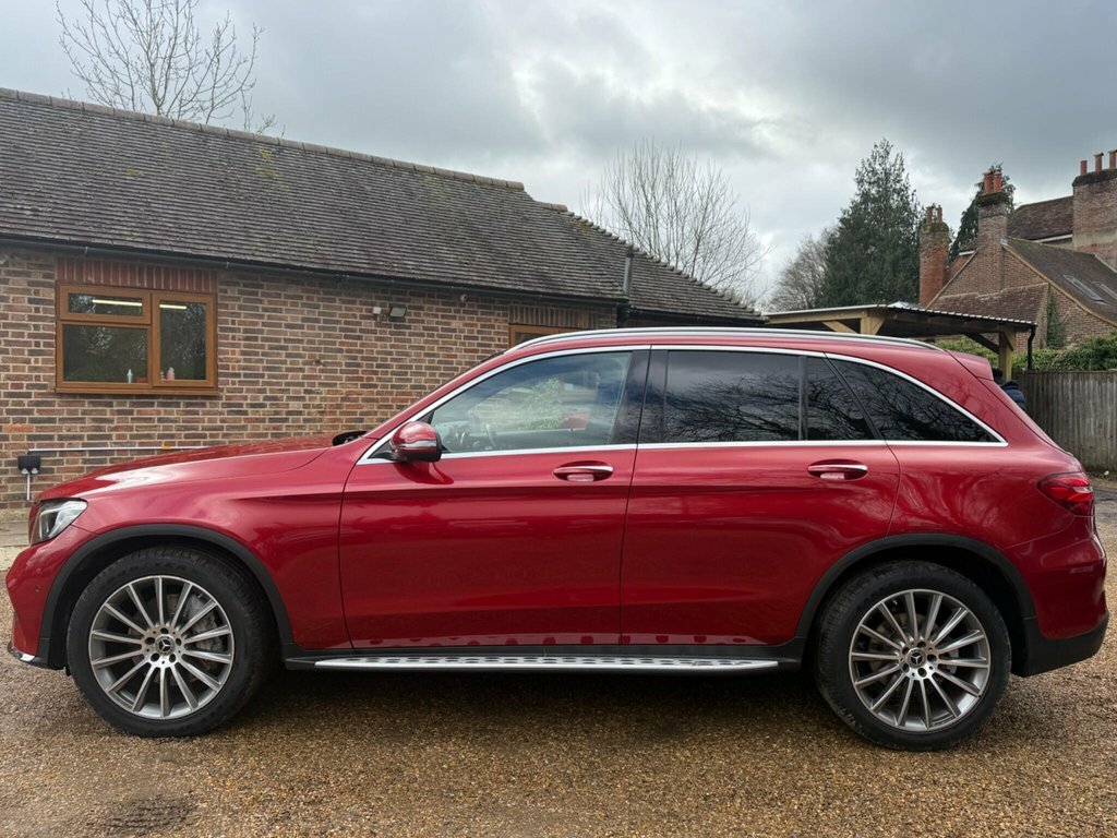 Mercedes-Benz GLC Class 2L Amg Line Red #4
