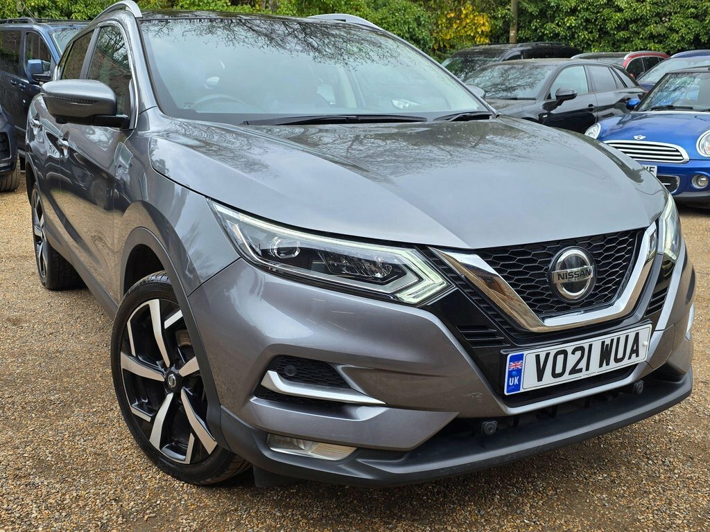 Nissan Qashqai 1.3L N-motion Grey