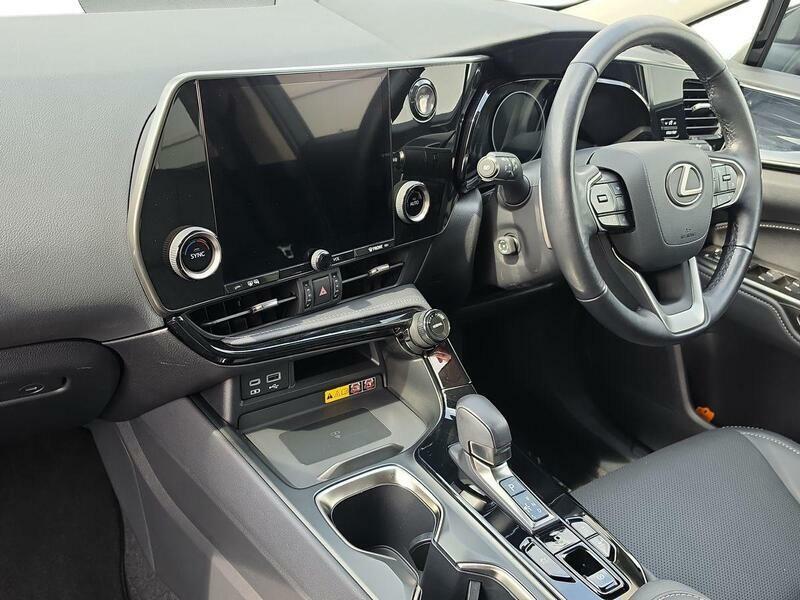 Lexus NX 2.5 350H Premium Suv Hybrid E-cvt 4Wd E DU72ZWR Black #2