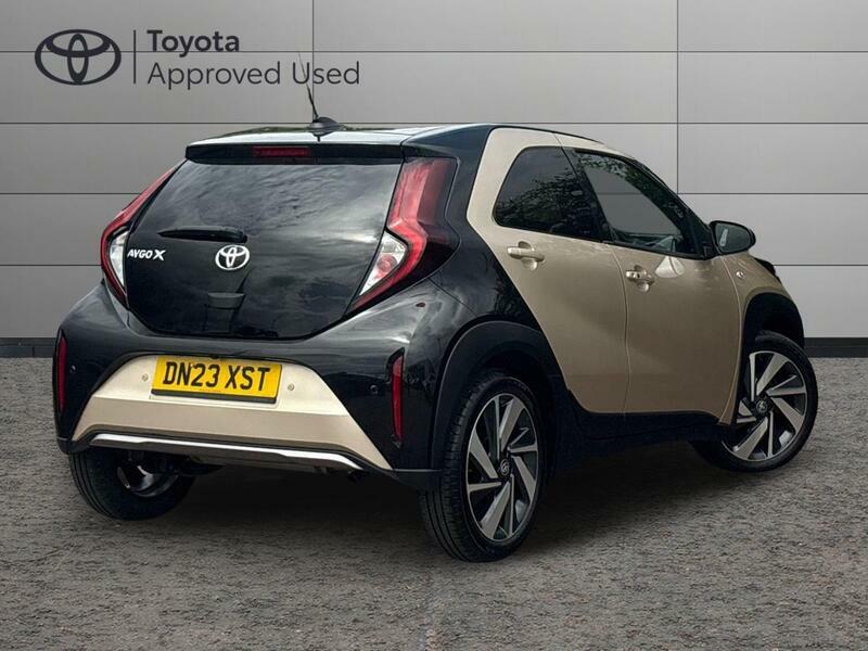 Toyota Aygo X 1.0 Vvt-i Exclusive Hatchback X-shift E DN23XST Beige #3