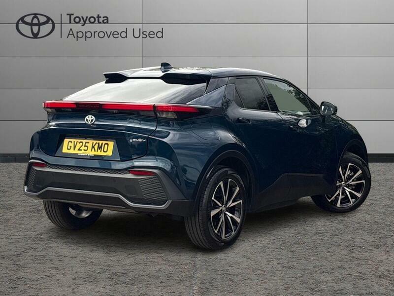 Toyota C-Hr 2.0 Vvt 13.6Kwh Design Suv Plug-in Hybr GV25KMO  #3