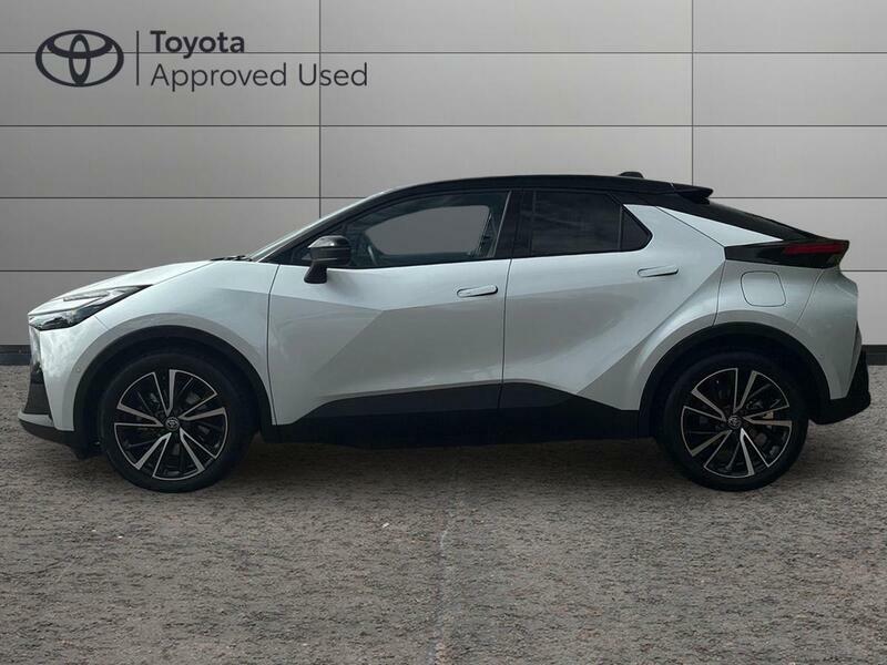 Toyota C-Hr 2.0 Vvt 13.6Kwh Excel Suv Plug-in Hybri GU25PFX White #6