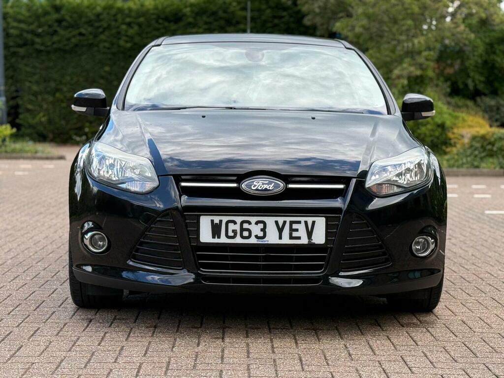 Ford Focus 1.0T Ecoboost Titanium Euro 5 Ss WG63YEV Black #3