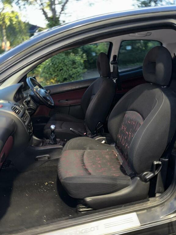 Peugeot 206 Hatchback 1.4 Silver #31