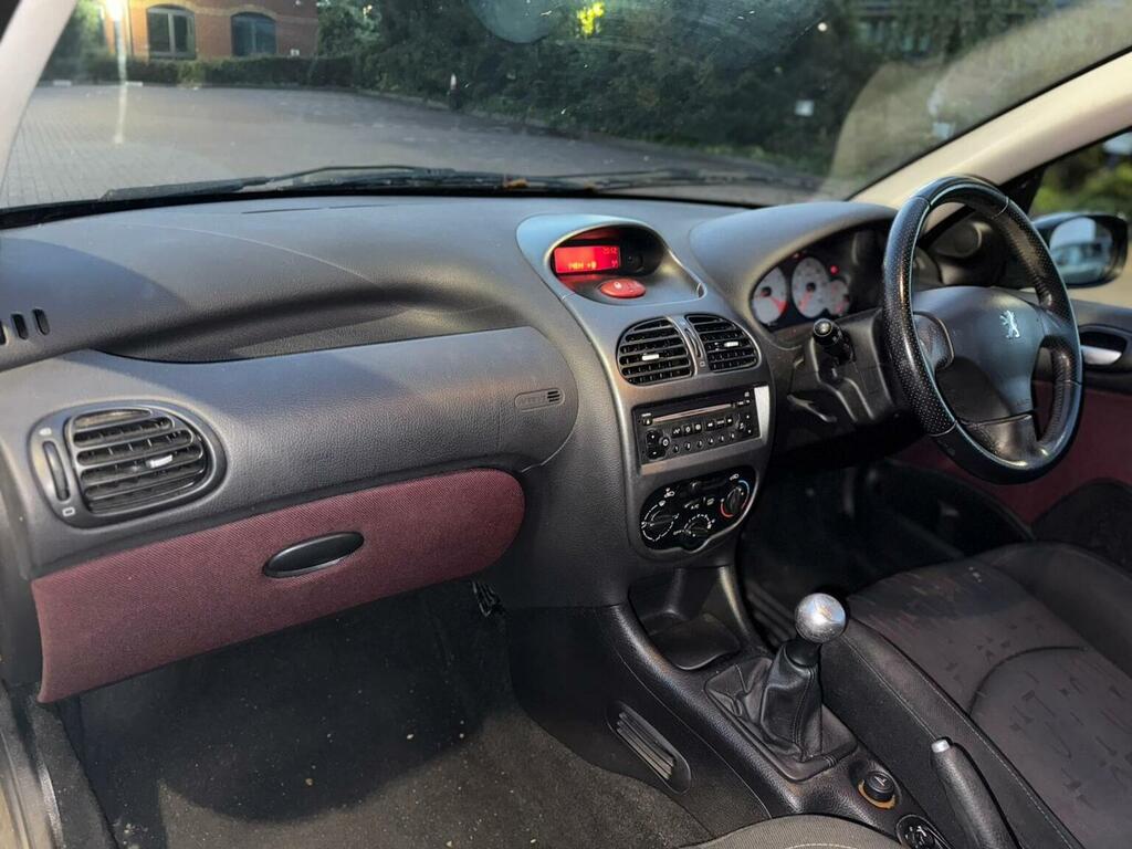 Peugeot 206 Hatchback 1.4 Silver #15