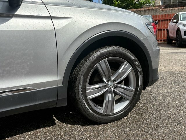 Volkswagen Tiguan Tdi Sel Suv AR09GAL Silver #3