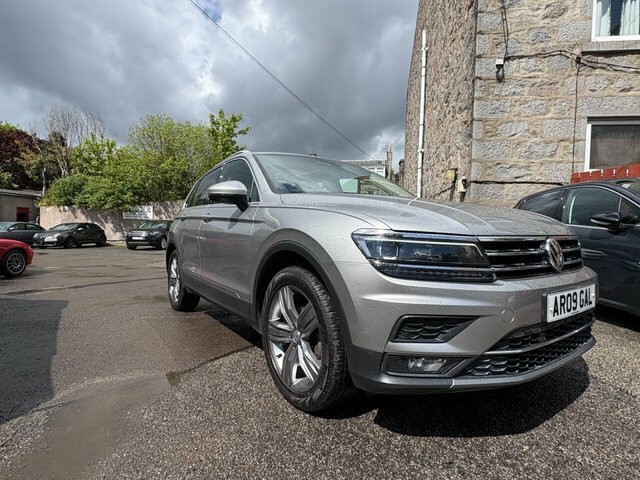 Volkswagen Tiguan Tdi Sel Suv AR09GAL Silver #2