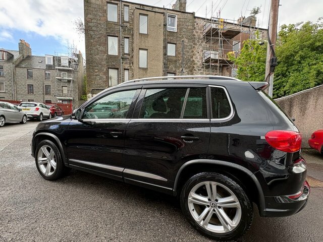 Volkswagen Tiguan Tdi Bluemotion Tech R-line SY13RCU Black #3