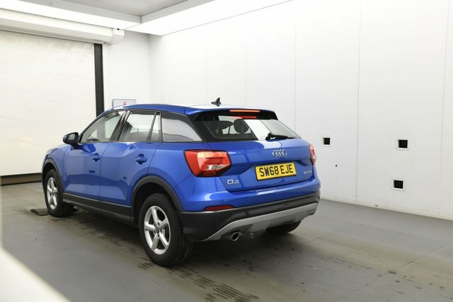 Audi Q2 Tfsi 30 Se Suv SW68EJE Blue #5