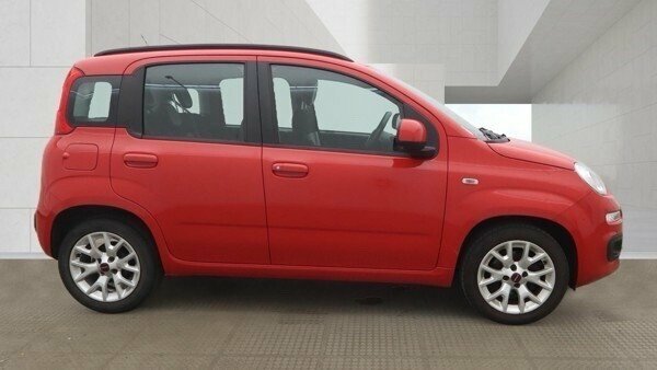 Fiat Panda Lounge Hatchback PA66CGV Red #3