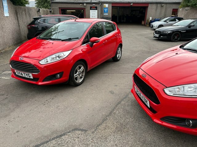 Ford Fiesta Zetec Hatchback SY14TYG Red #4