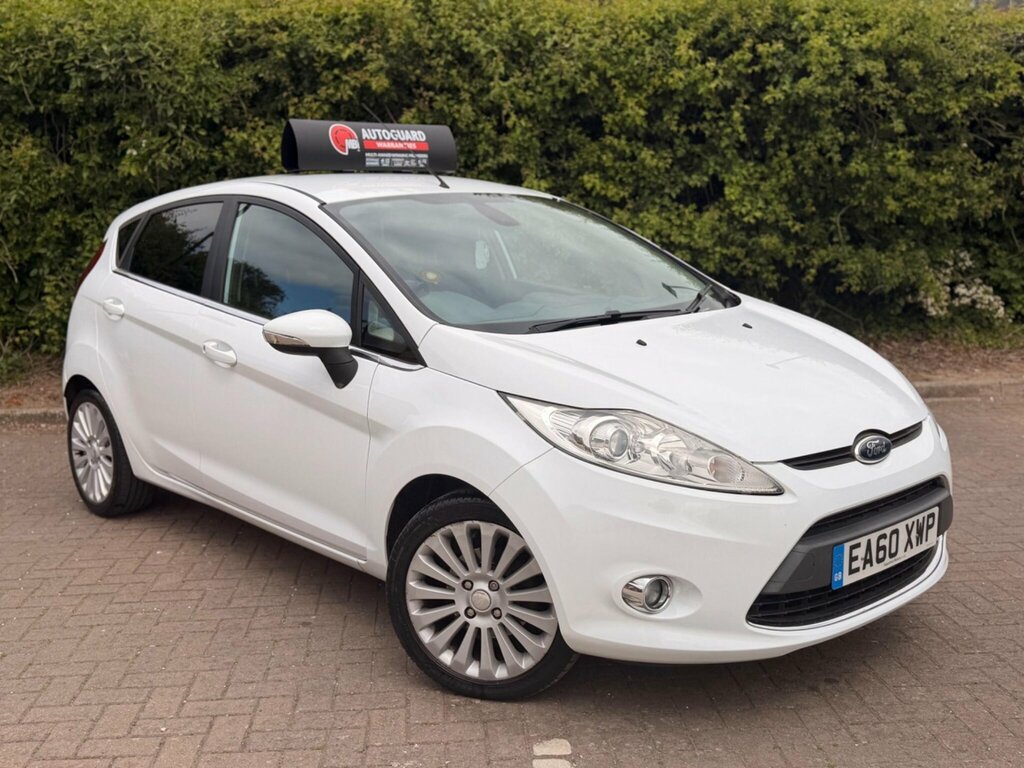 Ford Fiesta 1.6 Tdci Dpf Titanium EA60XWP White #5