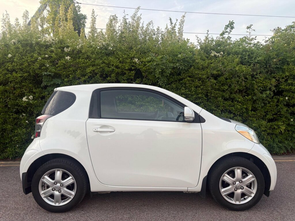 Toyota IQ 1.0 Vvt-i Multidrive Euro 5 White #6