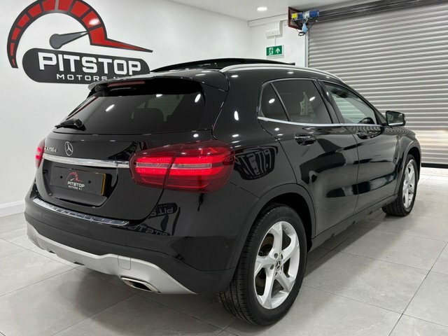 Mercedes-Benz GLA Class Gla200d Sport Premium Plus KM19VZJ Black #6