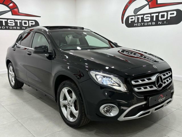 Mercedes-Benz GLA Class Gla200d Sport Premium Plus KM19VZJ Black #3