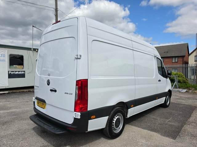 Mercedes-Benz Sprinter 2.0 315 Cdi Progressive Mwb Freezer Rwd L2 H2 150 KM72XYJ White #4