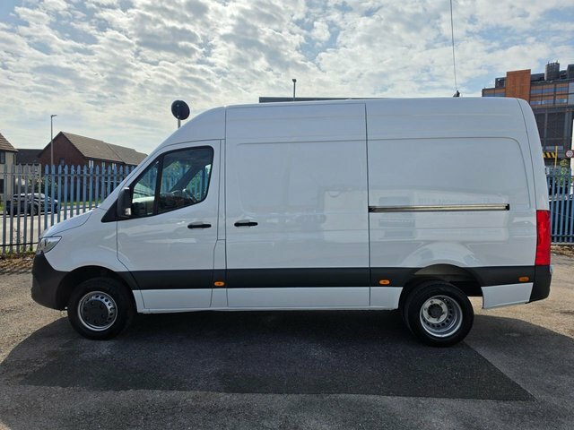 Mercedes-Benz Sprinter 2.1 514 Cdi Mwb Rwd L2 H1 143 Bhp Euro 6 WR70YXL White #2