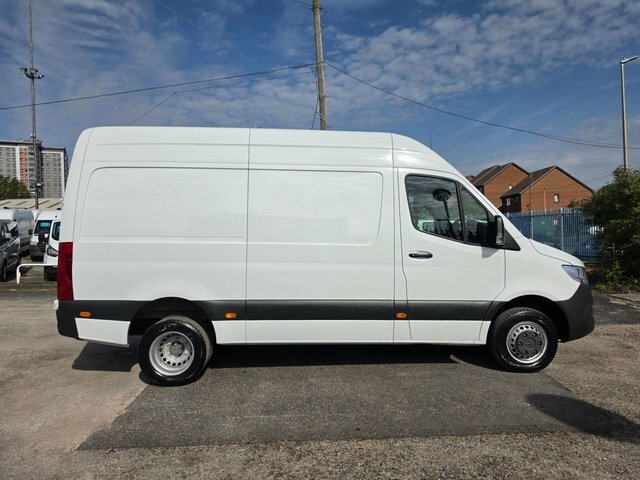 Mercedes-Benz Sprinter 2.1 514 Cdi Mwb Rwd L2 H1 143 Bhp Euro 6 White