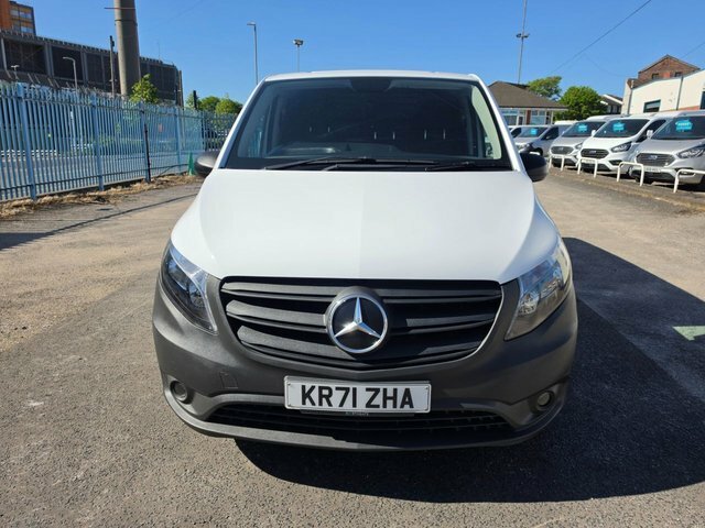 Mercedes-Benz Vito 2.0 116 Cdi Progressive Xlwb G-tronic Rwd L3 163 B KR71ZHA White #4