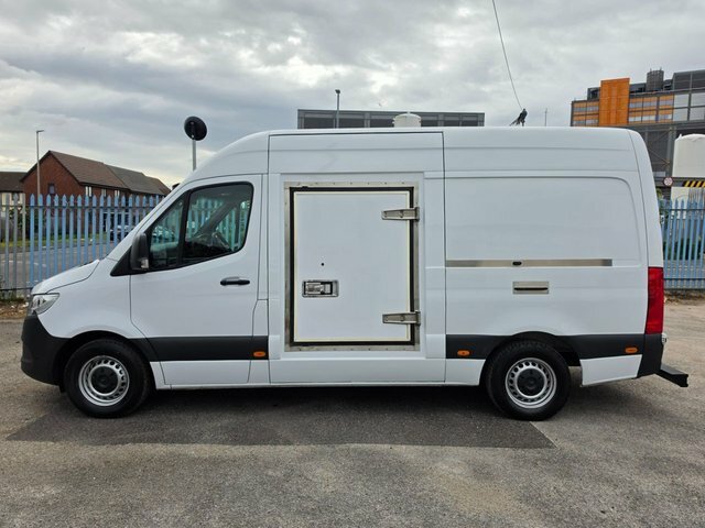 Mercedes-Benz Sprinter 2.1 314 Cdi Progressive Mwb Freezer Rwd L2 H2 143 KP21DDL White #2