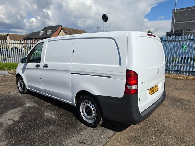 Mercedes-Benz Vito 2.0 114 Cdi Progressive Lwb G-tronic Rwd L2 136 Bh BG21JXX White #3