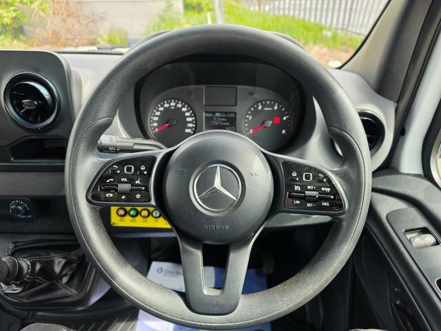 Mercedes-Benz Sprinter 2.0 315 Cdi Progressive Lwb Dropside L3 150 Bhp E KM71JFU White #6