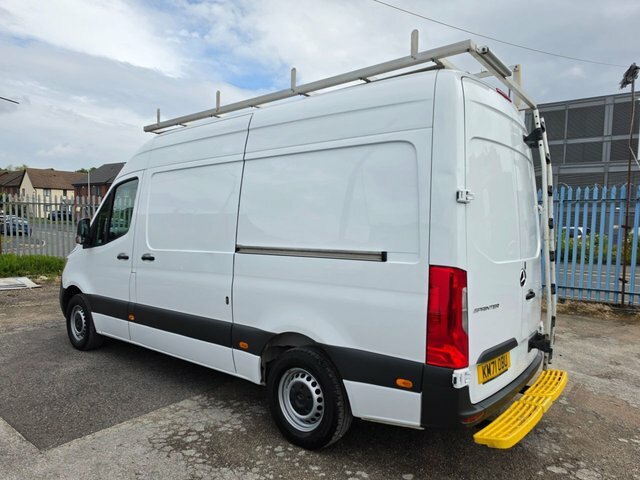 Mercedes-Benz Sprinter 2.0 315 Cdi Progressive Mwb Rwd L2 H2 150 Bhp Eur KM71OBU White #4