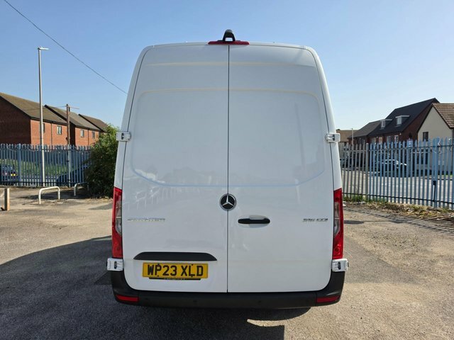 Mercedes-Benz Sprinter 2.0 315 Cdi Premium Mwb Gah Chiller Rwd L2 H2 150 WP23XLD White #6