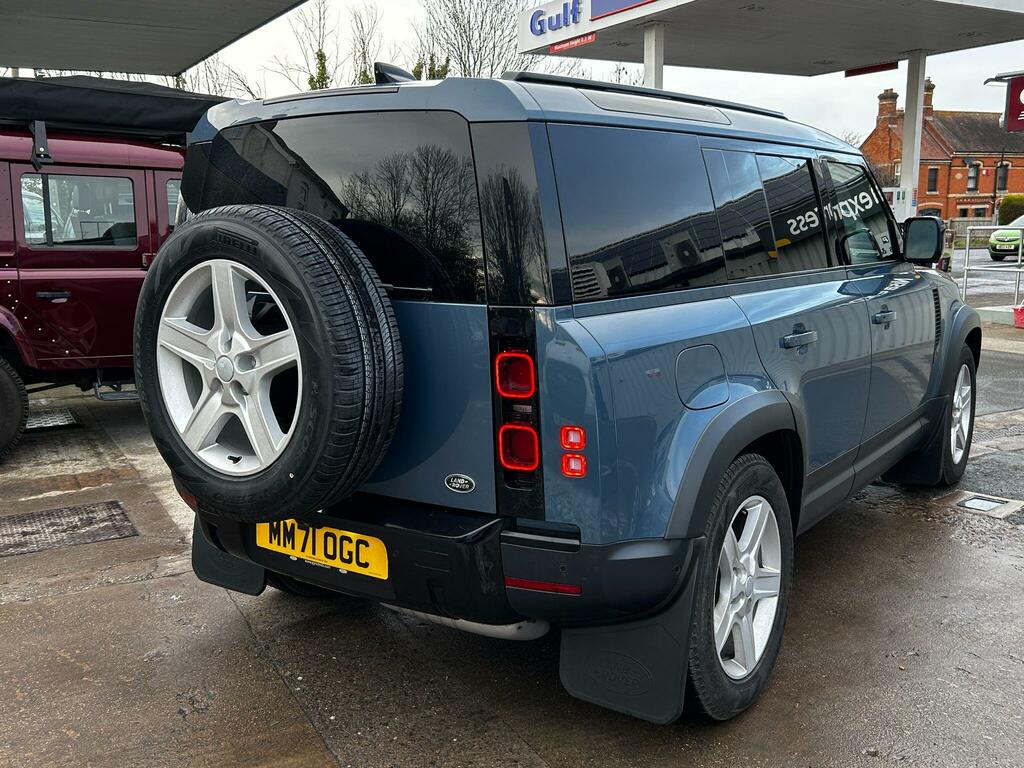 Land Rover Defender 110 3.0 D250 110 Hard Top Se 3 Seat MM71OGC Blue #3