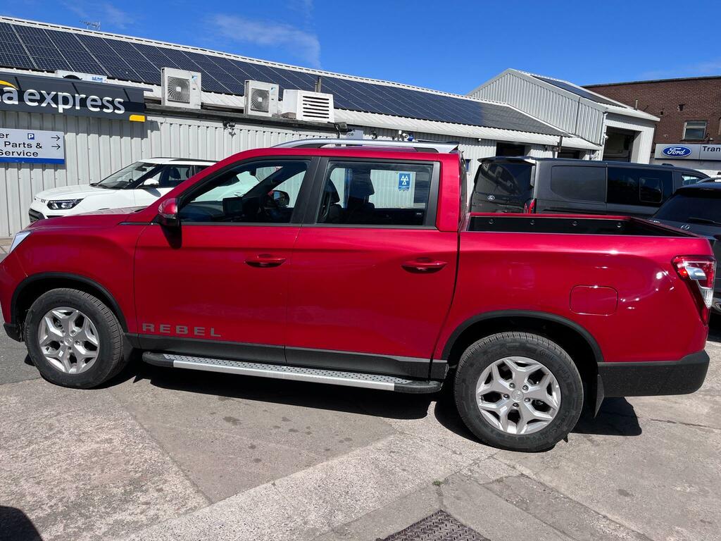 SsangYong Musso 2.2D Rebel Pickup Double Cab 4Wd E Red #4
