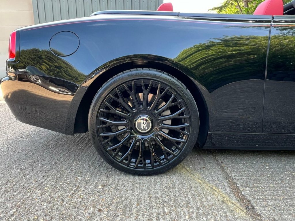 Rolls-Royce Dawn Black Badge Purple #15