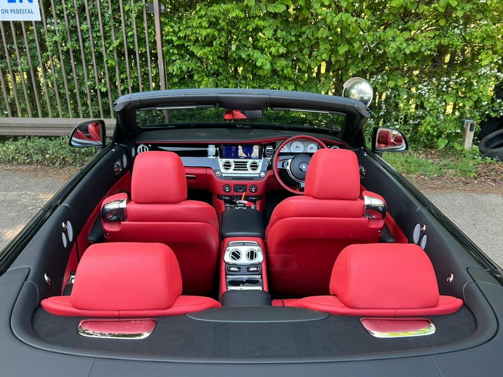 Rolls-Royce Dawn Black Badge Purple #26