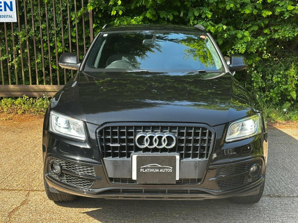 Audi Q5 Suv LW64FFN Black #2