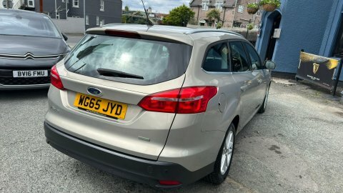 Ford Focus Zetec WG65JYD #5