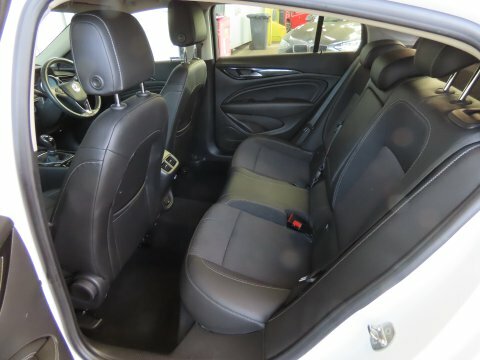 Vauxhall Insignia Hatchback Grey #1