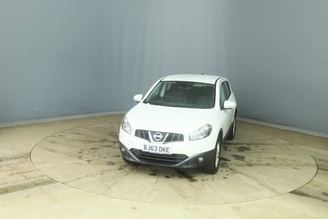 Nissan Qashqai Acenta White #3