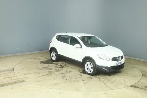 Nissan Qashqai Acenta White