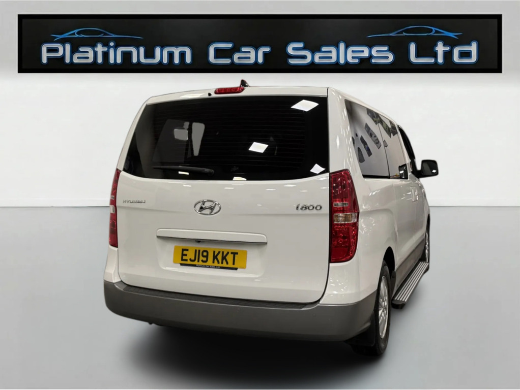 Hyundai I800 Crdi Se Nav 8 Seater EJ19KKT White #6