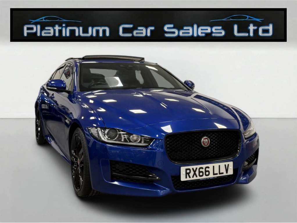 Jaguar XE R-sport Black Pack Blue