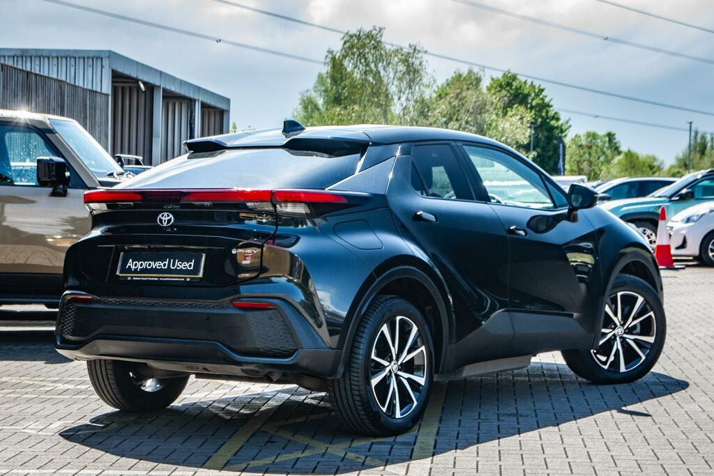 Toyota C-Hr 2.0 Vvt-h 13.6 Kwh Design Cvt Euro 6 Ss Black
