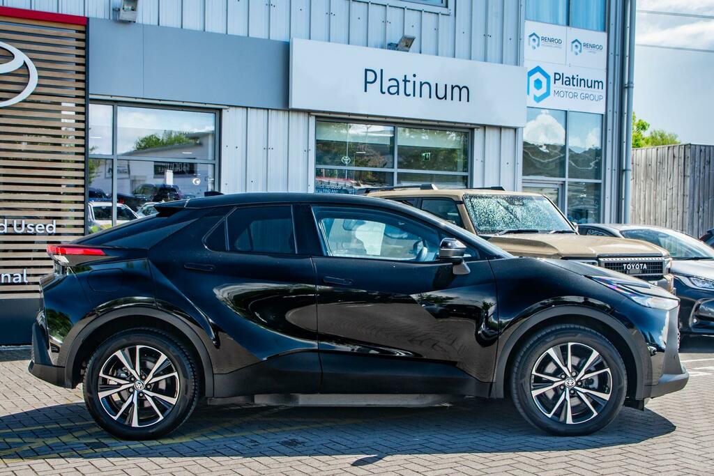 Toyota C-Hr 2.0 Vvt-h 13.6 Kwh Design Cvt Euro 6 Ss Black #2
