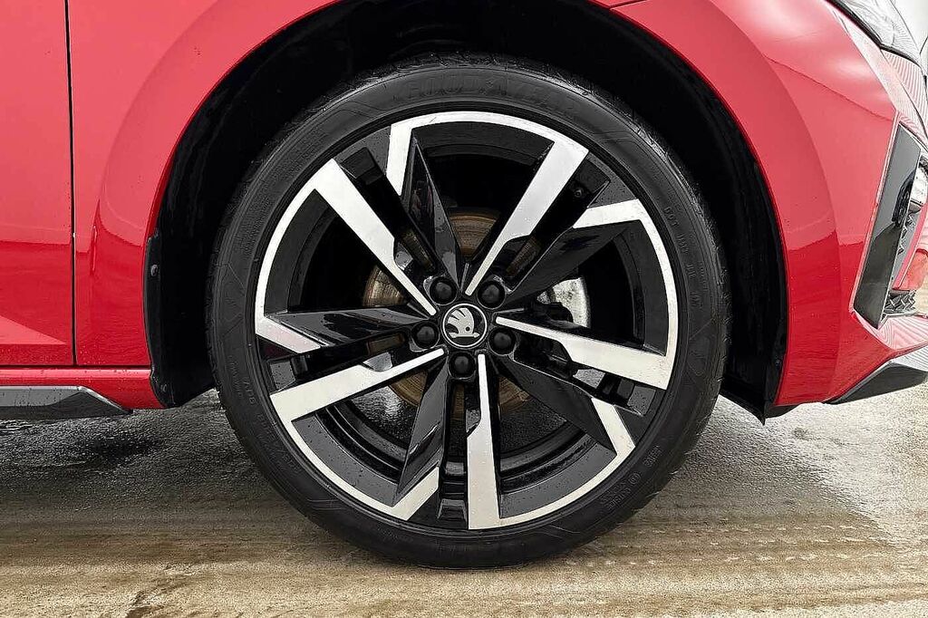 Skoda Scala 1.0 Tsi 116 Monte Carlo Edition DF25FSU Red #5