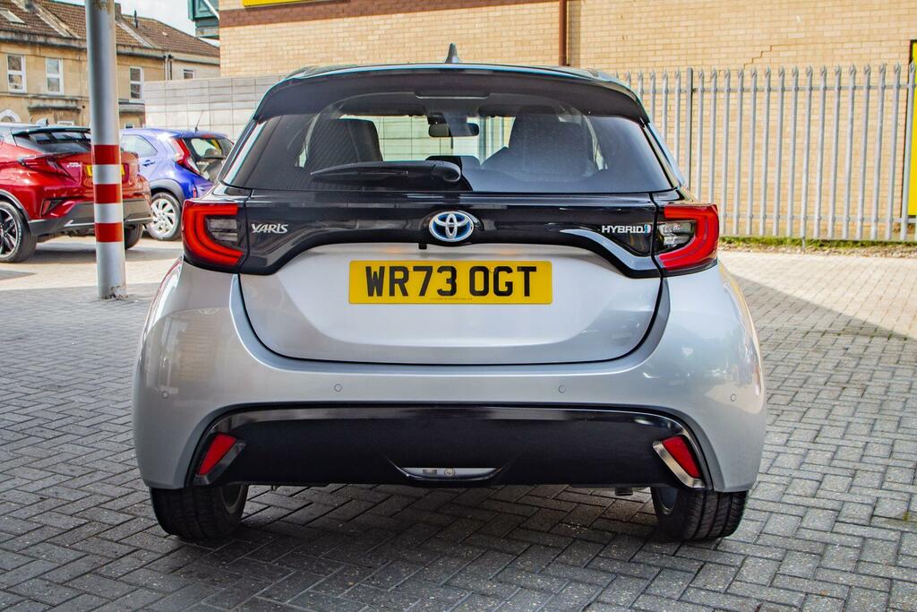 Toyota Yaris 1.5 Vvt-h Excel E-cvt Euro 6 Ss WR73OGT Silver #4